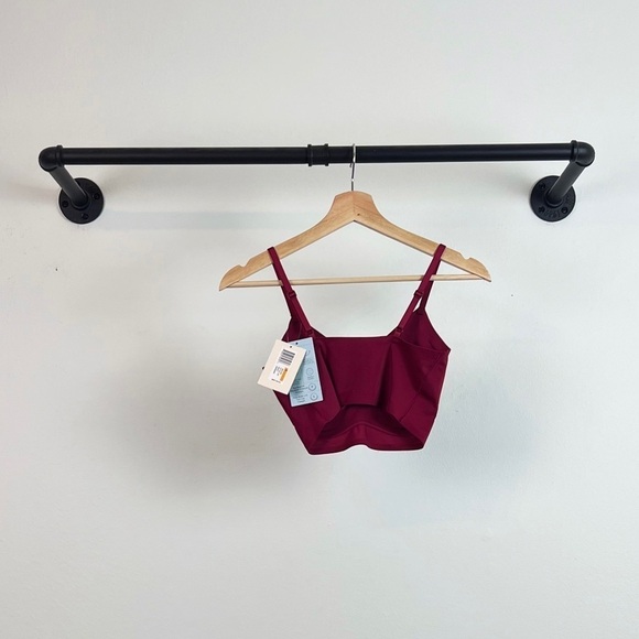 NWT True & Co True Body Lift Triangle Adjustable Strap Bra in Beet Red - Picture 7 of 9